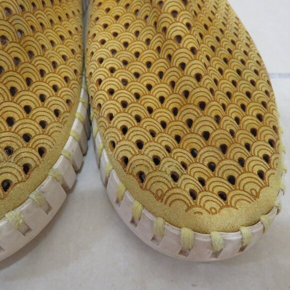 ILSE JACOBSEN Tulip 139 Slip On Perforated Yellow Sneakers Shoes - Size 9.5 / 10 - Picture 7 of 12